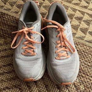 Hoka Bondi 7